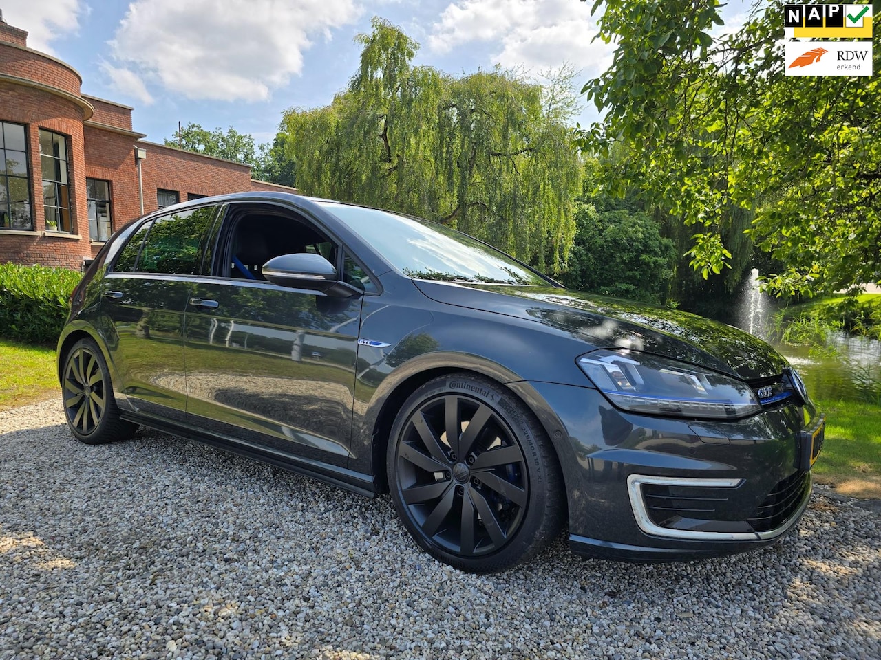 Volkswagen Golf - 1.4 TSI GTE 1.4 TSI GTE - AutoWereld.nl