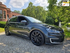 Volkswagen Golf - 1.4 TSI GTE