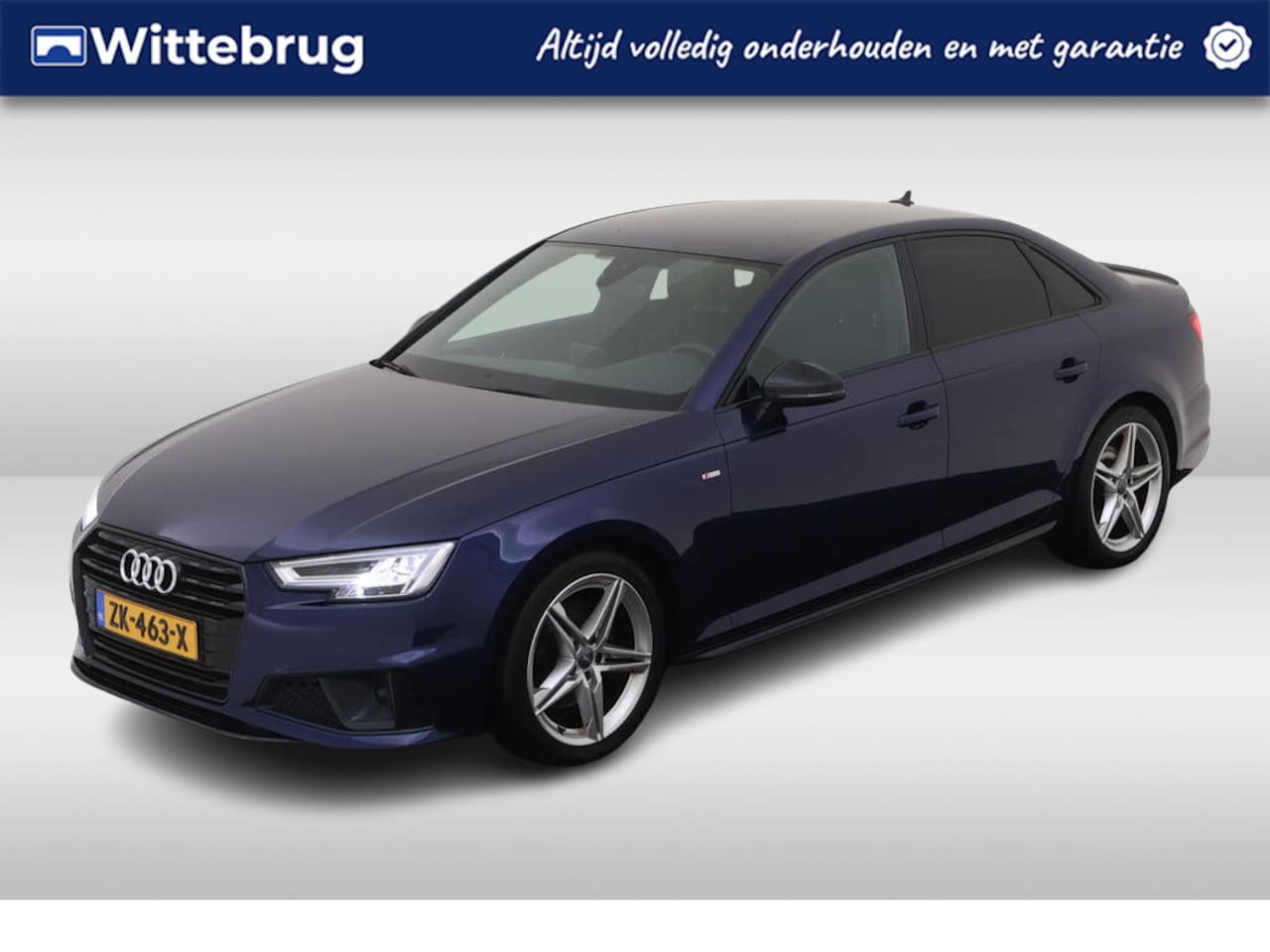 Audi A4 Limousine - 40 TFSI Sport S line black edition / Parkeer sensoren / 18'' LMV / Getint glas / Navigatie - AutoWereld.nl