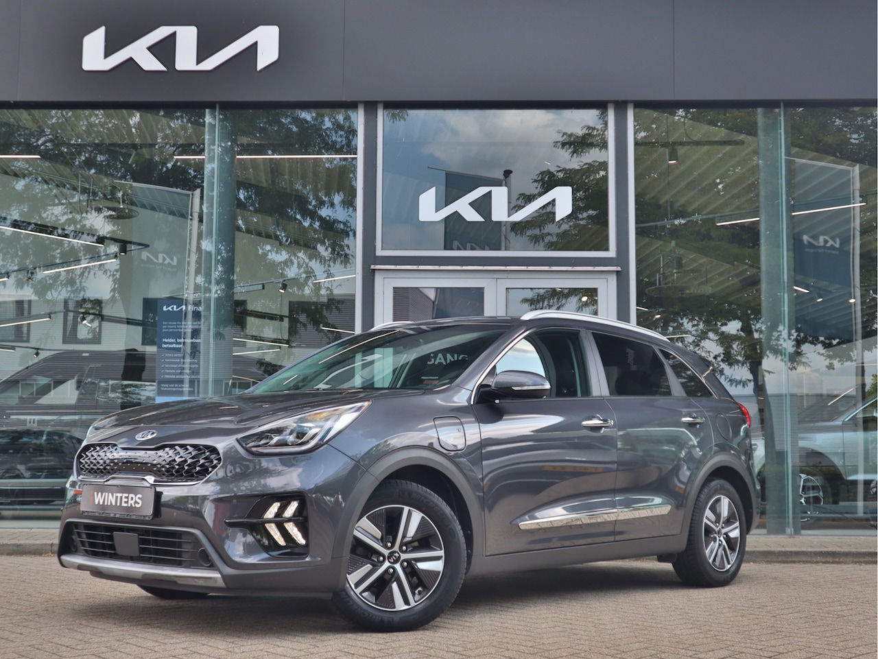 Kia Niro - 1.6 GDi Hybrid DynamicPlusLine | Navigatie | Camera | StoelVerwarming | Adaptive Cruise Co - AutoWereld.nl