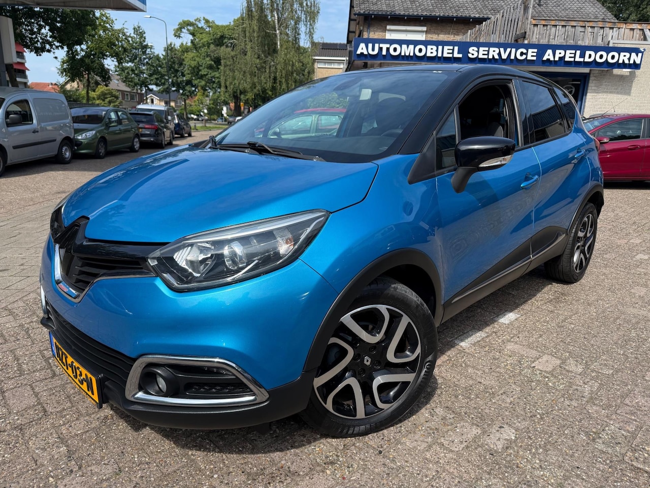 Renault Captur - 0.9 TCe Authentique *CLIMA*PDC*CRUISE*LM. VELGEN*ACHTERUIT. CAMERA*NAVI* - AutoWereld.nl