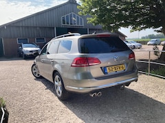 Volkswagen Passat Variant - 1.6 TDI Comfort Executive Line BlueMotion | Cruise + Clima nu € 4.450,