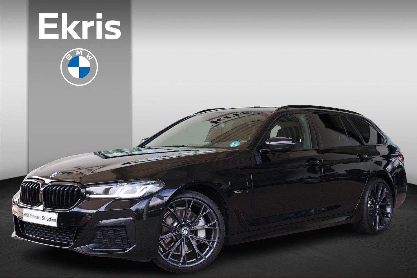 BMW 5-serie Touring - 530e xDrive M Sportpakket | Driving Assistant | Comfort Access pakket - AutoWereld.nl