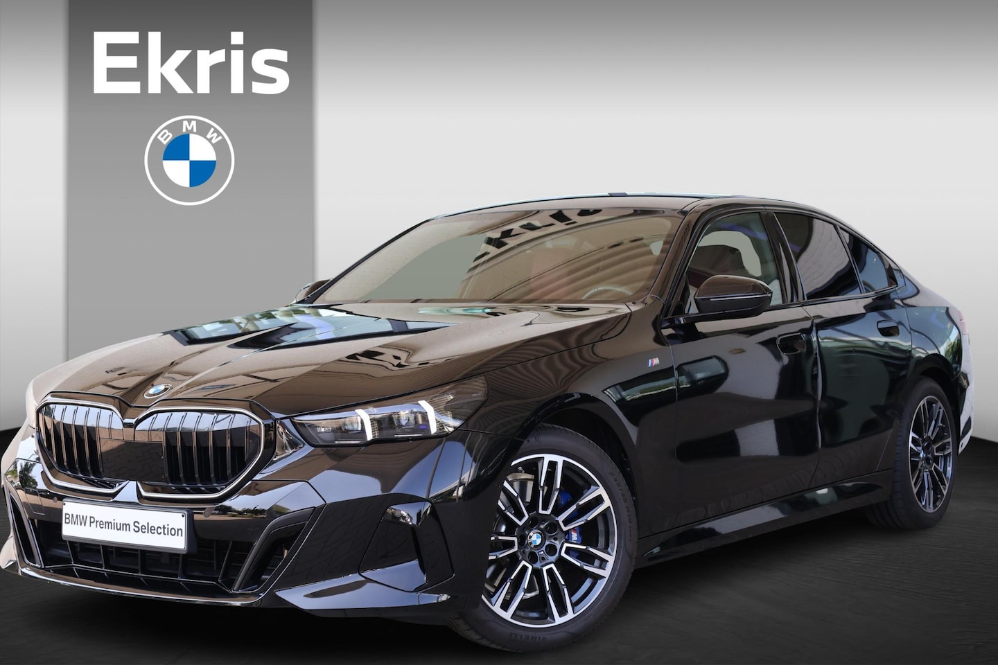 BMW 5-serie - Sedan 520i | M Sportpakket Pro | Driving Assistant Plus - AutoWereld.nl
