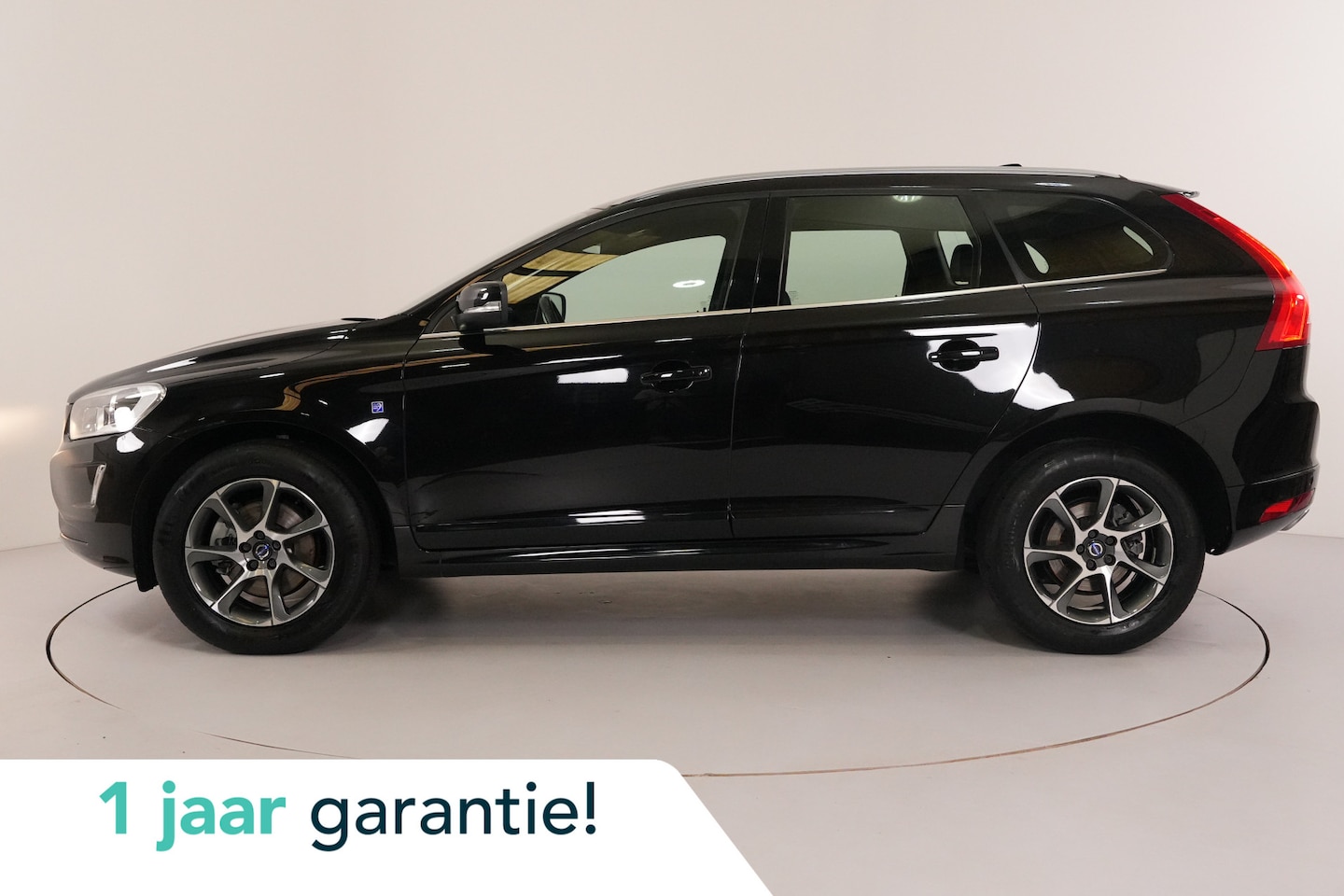 Volvo XC60 - 2.0 D4 FWD Ocean Race | 97.000 kilometer | Dealer onderhouden | - AutoWereld.nl
