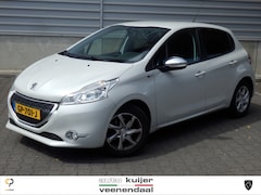 Peugeot 208 - 1.2 PureTech Style * I 5 drs. I Nav. I