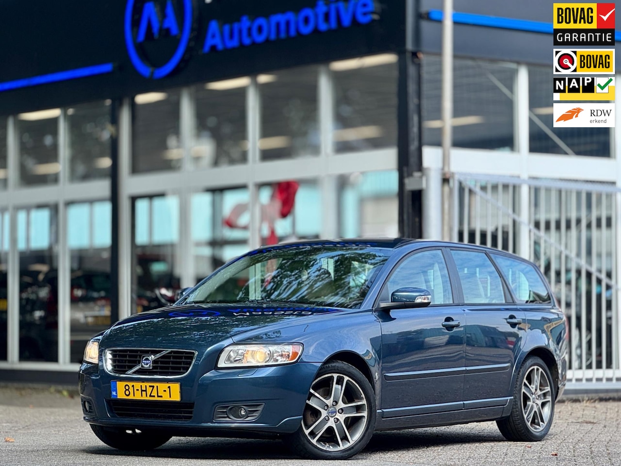 Volvo V50 - 2.0D Airco Cruise D-riem VV Trekhaak Volle historie Nieuwe APK Parkeersensoren - AutoWereld.nl