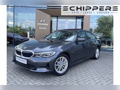 BMW 3-serie - 330e | LED | 360° camera | Schuif-kanteldak | Laser LED-koplampen