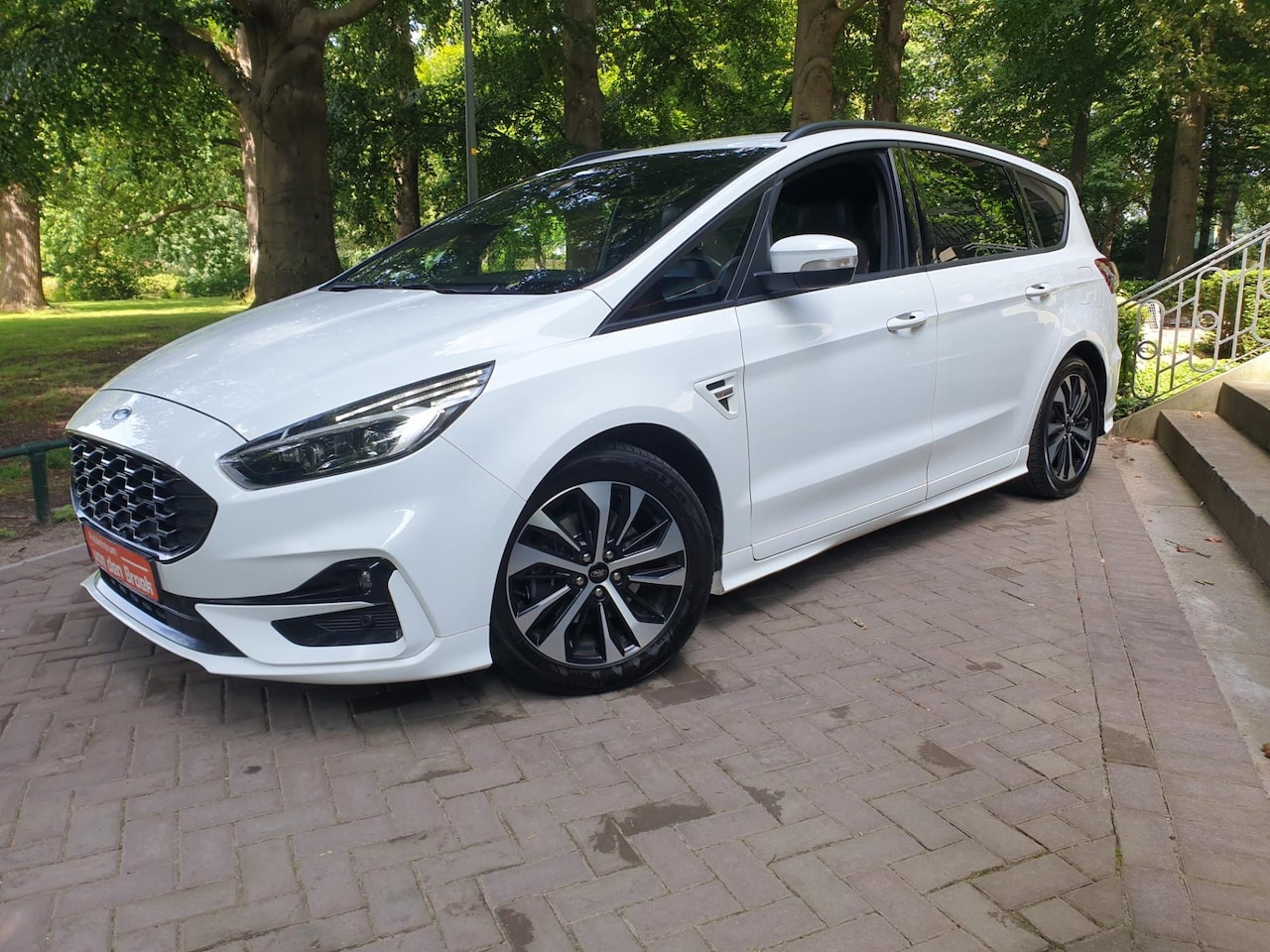 Ford S-Max - 1.5 ST-Line 7p. Navi Camera Leder Xenon Climate Cruise Ctr Full Options - AutoWereld.nl
