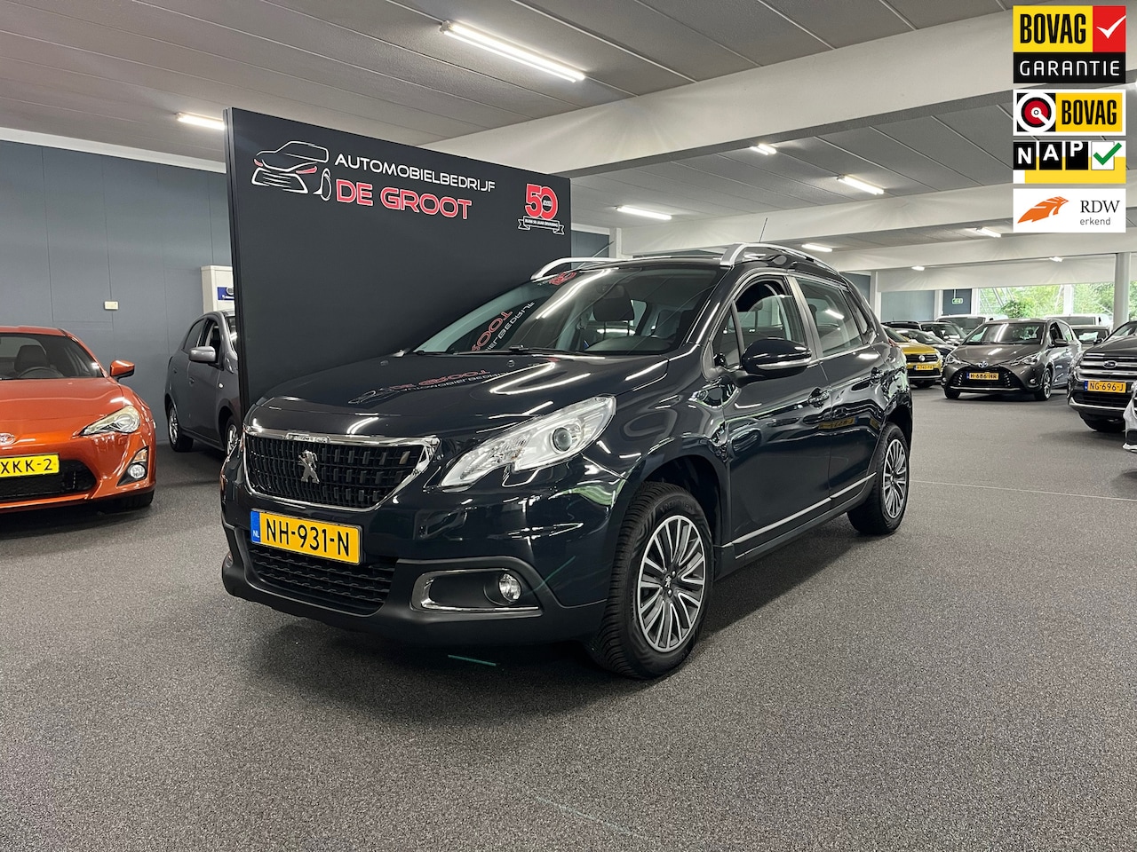 Peugeot 2008 - 1.2 PureTech Active /Airco / Navi / NL-auto / Carplay - AutoWereld.nl