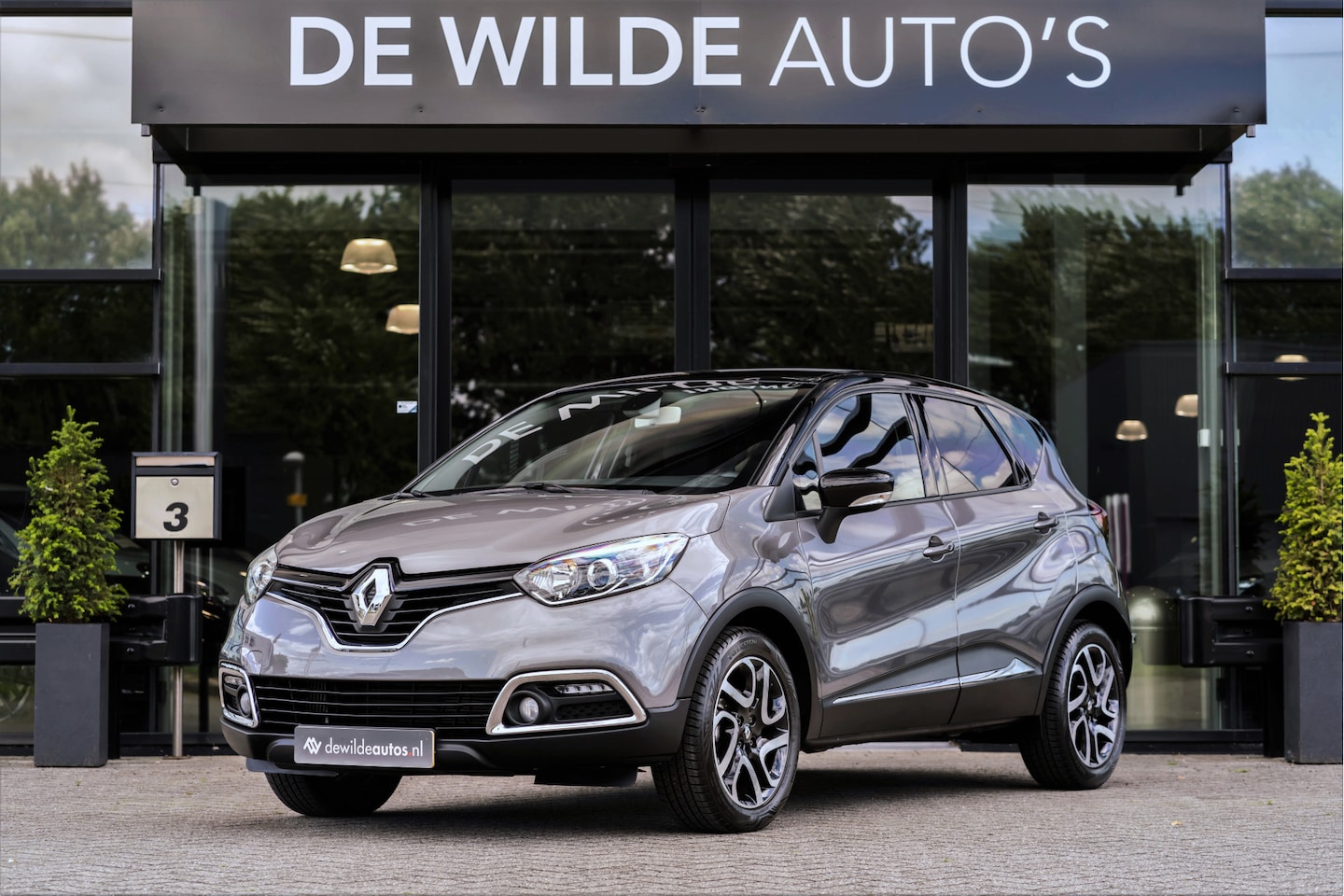 Renault Captur - 1.2 TCe Dynamique Automaat Trekhaak Camera - AutoWereld.nl