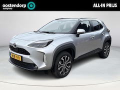 Toyota Yaris Cross - 1.5 Hybrid 115 First Edition *STOEL EN STUURWIELVERWARMING/ KEYLESS/ ADAPTIEF CRUISE CONTR