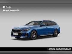BMW 5-serie Touring - 550e xDrive | M-sport Pro. | M-sportremschijven | Driving Assistant Professional | Harman