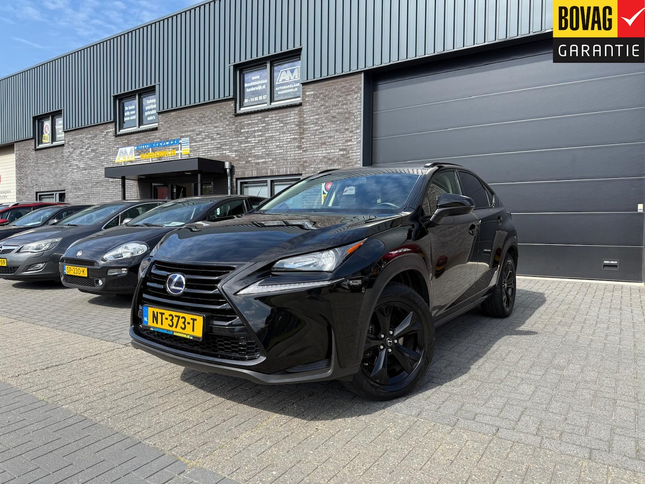 Lexus NX - 300h Sport Edition | 1E EIGENAAR | 12MND GARANTIE | DEALER ONDERHOUDEN | AIRCO | LED | NAV - AutoWereld.nl