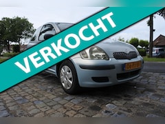 Toyota Yaris - 1.0 VVT-i Idols 186 dkm apk 22-1-2026