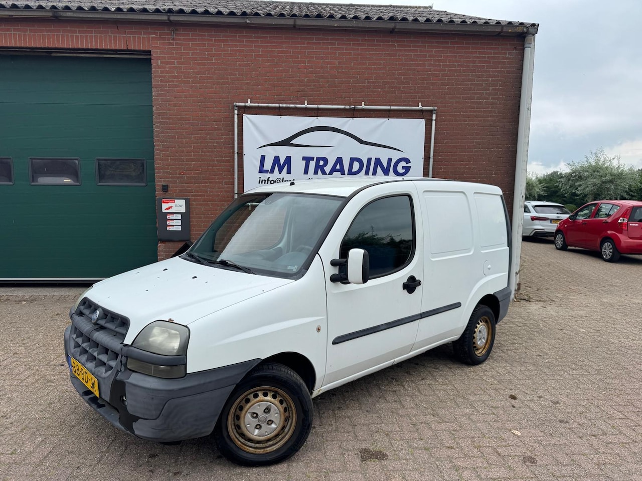 Fiat Doblò - 1.9D ZO MEENEMEN, RIJD WEL MAAR VALT SOMS STIL. - AutoWereld.nl