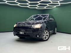 Mitsubishi Outlander - 2.0 PHEV Instyle+ Camera | Pano | NAP