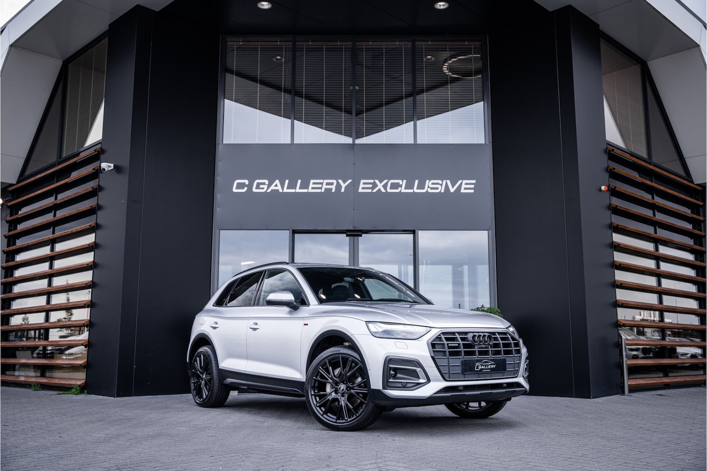 Audi Q5 - 50 TFSI e Pro Line - Panorama | RS Seats | B&O | Massage | 360 Camera - AutoWereld.nl