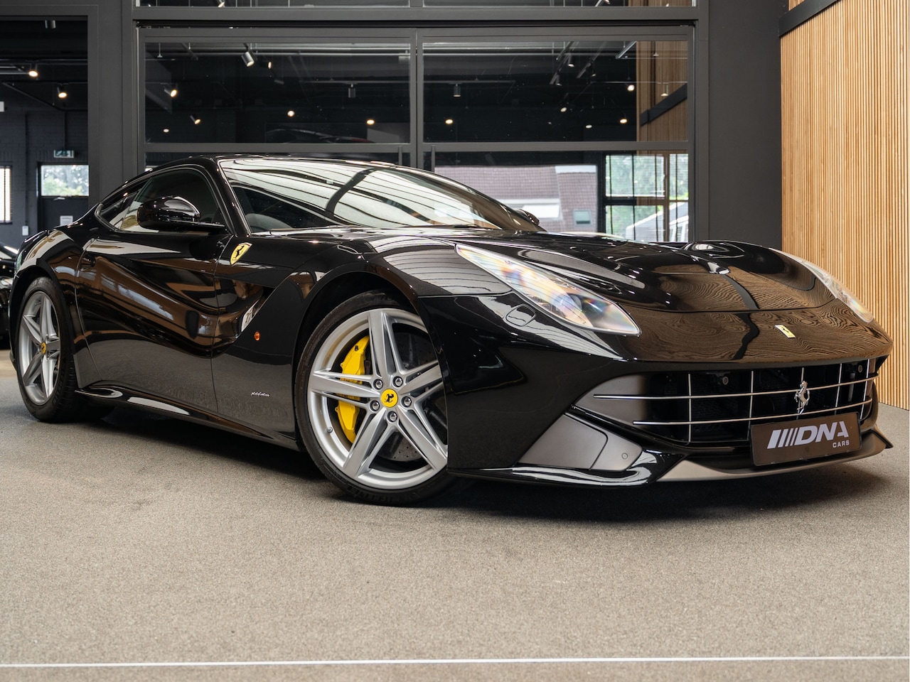 Ferrari F12 - Berlinetta New Power Warranty 6.3 V12 Dealer Onderhouden - AutoWereld.nl