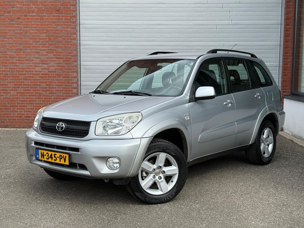 Toyota RAV4 - 2.0-16V VVT-i Sol| AUTOMAAT| NAVI| AIRCO - AutoWereld.nl