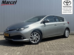 Toyota Auris - 1.2T Business Pro Trekhaak Navi Clima Cruise