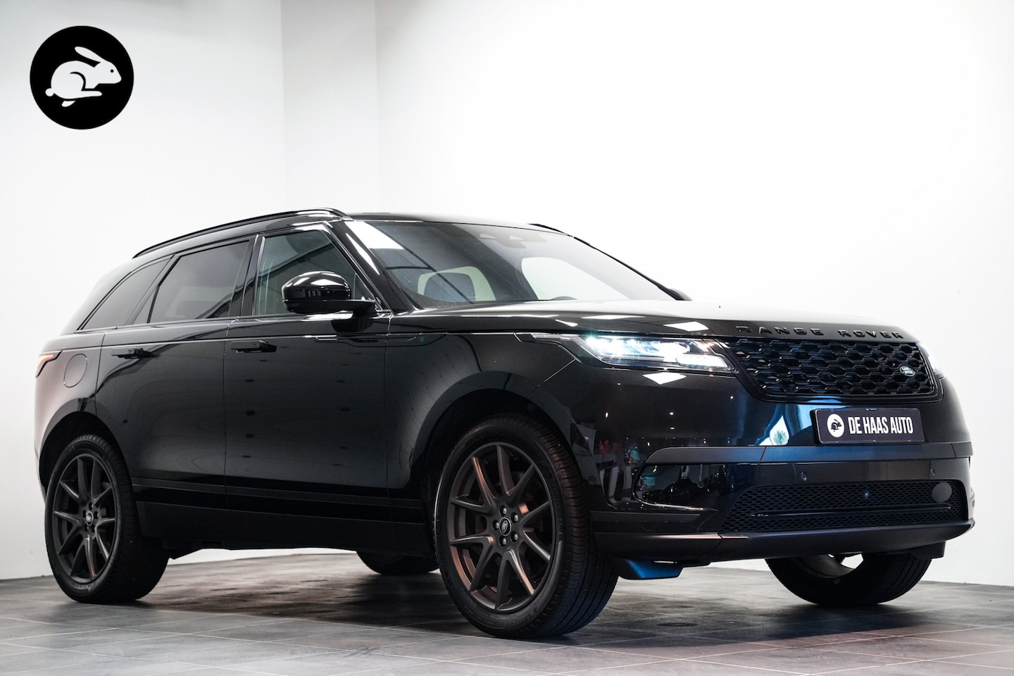 Land Rover Range Rover Velar - 2.0 P400e - AutoWereld.nl