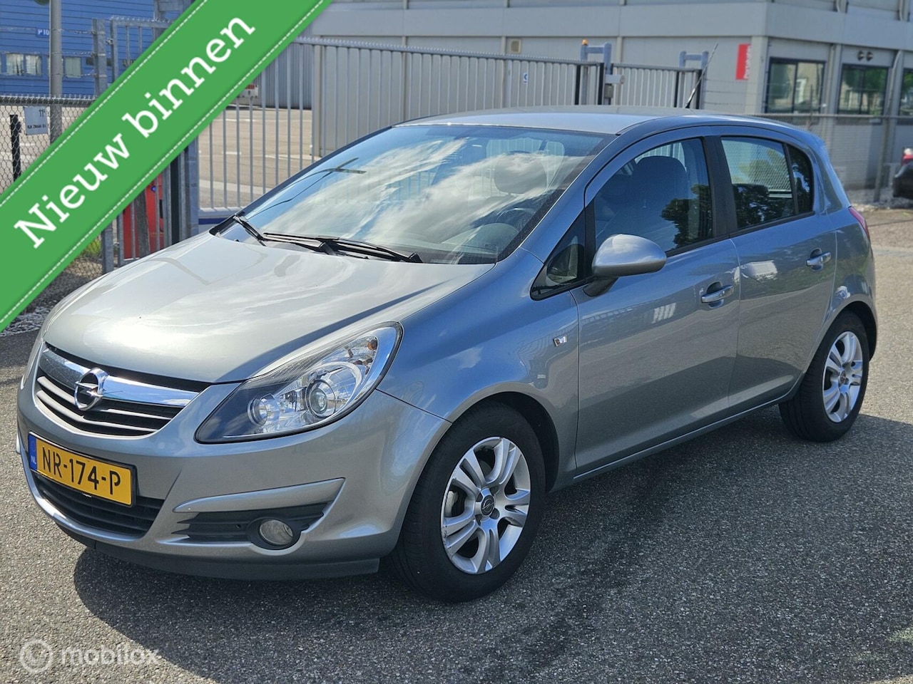 Opel Corsa - 1.4-16V | APK | NAP | Airco | - AutoWereld.nl