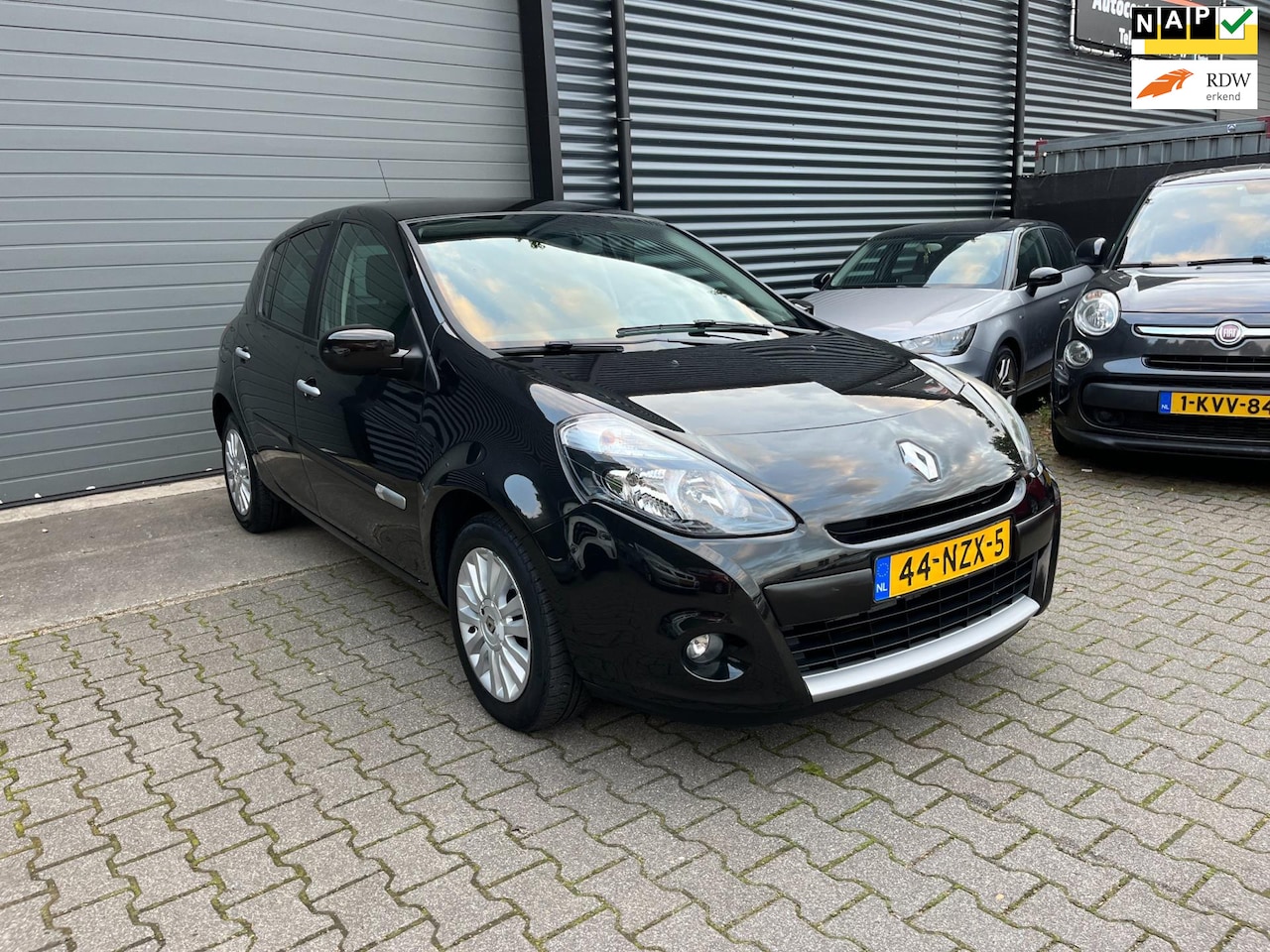 Renault Clio - 1.2 Collection AIRCO/CRUISE CONTROL - AutoWereld.nl