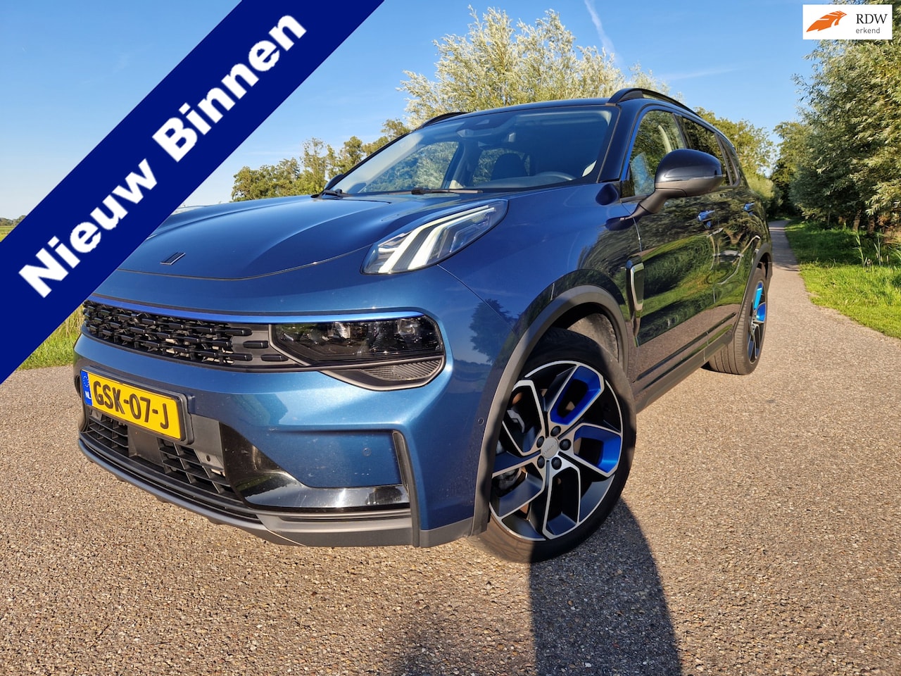 Lynk & Co 01 - 1.5 PHEV / Marge / Panorama Schuifdak / 360 Camera / 20"LM Velgen / Elektrische Voorstoel/ - AutoWereld.nl