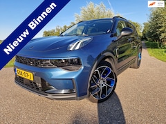 Lynk & Co 01 - 1.5 PHEV / Marge / Panorama Schuifdak / 360 Camera / 20"LM Velgen / Elektrische Voorstoel/