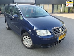 Volkswagen Touran - 1.6-16V FSI Highline | APK 04/2026 | NAP