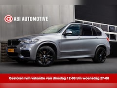 BMW X5 - 40D XDrive 313 pk M-Sportpakket / Grijs-Kenteken/ Marge-Auto/ 3500-kg/ Pano-Dak/ Head-Up/