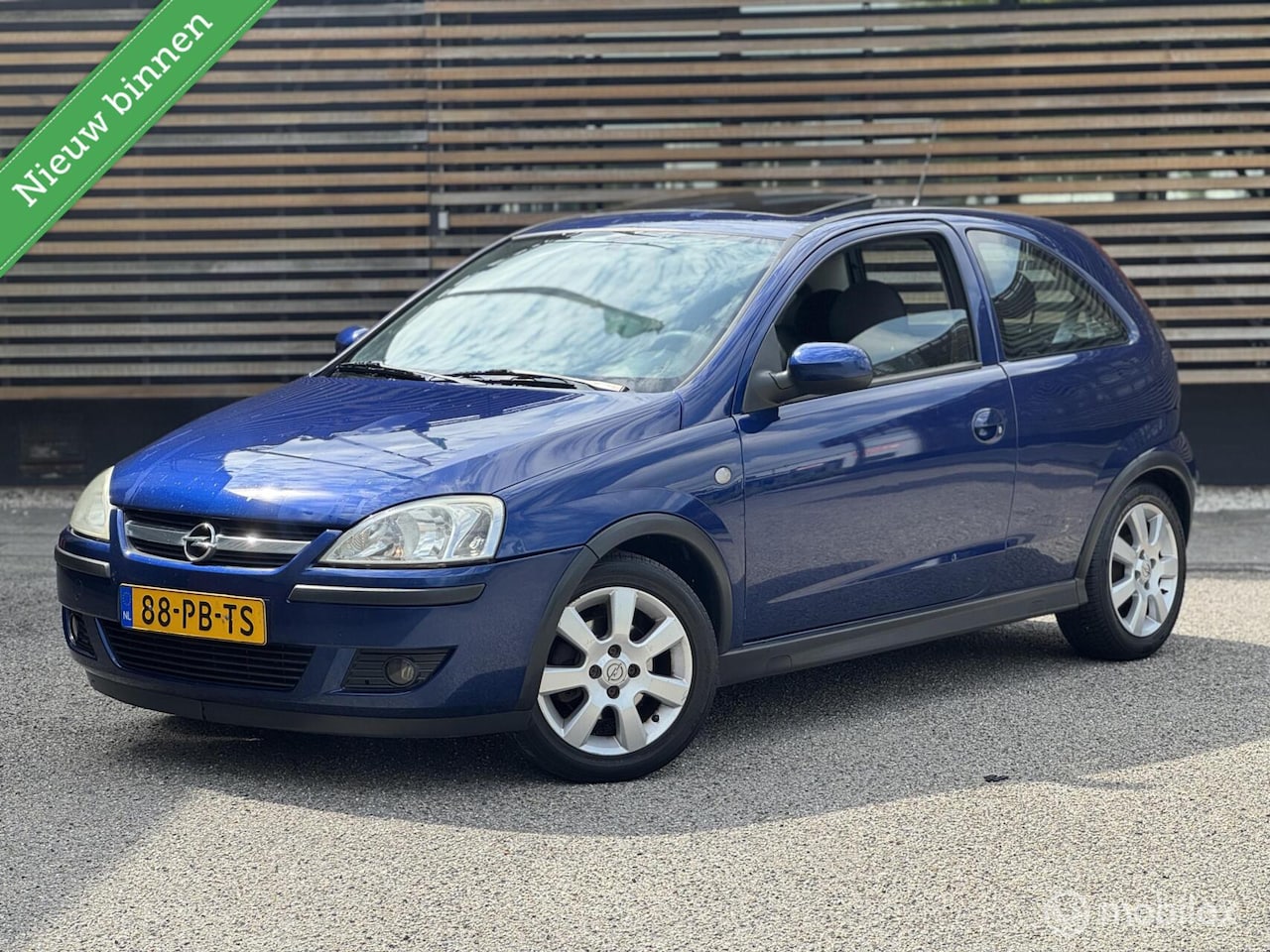 Opel Corsa - 1.4-16V Sport | Dakraam | Sportstoelen |APK 2026 - AutoWereld.nl