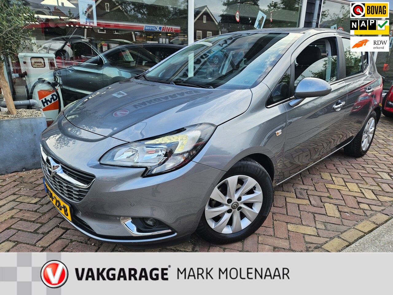 Opel Corsa - 1.4 Innovation 1.4 Innovation,volautomaat,trekhaak ,41000km - AutoWereld.nl