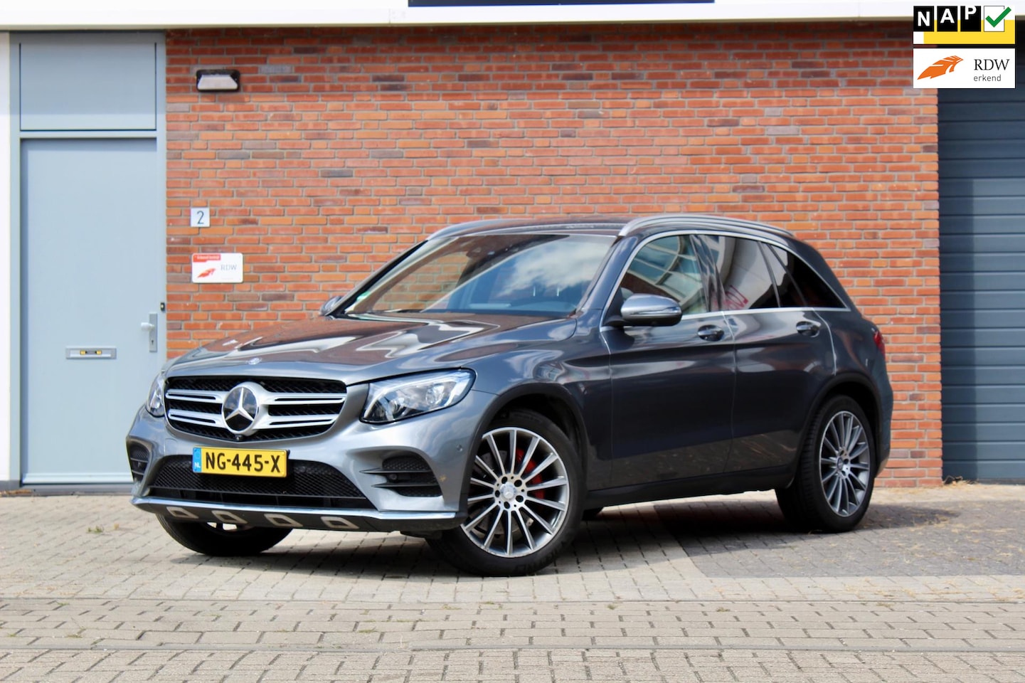 Mercedes-Benz GLC-klasse - 250 4MATIC AMG Edition 1 360cam Distronic+ - AutoWereld.nl