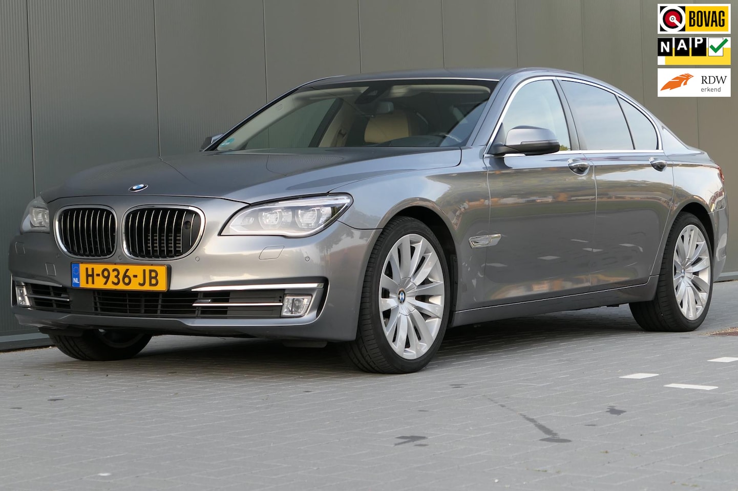 BMW 7-serie - 750i xDrive Individual Edition 449pk Facelift Carplay Gereviseerde motor - AutoWereld.nl
