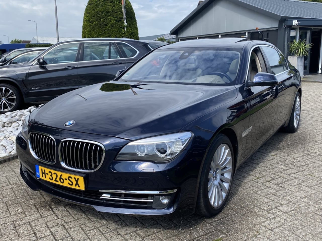 BMW 7-serie - 760i Lang V12 High Executive 2012 Facelift 760LI - AutoWereld.nl