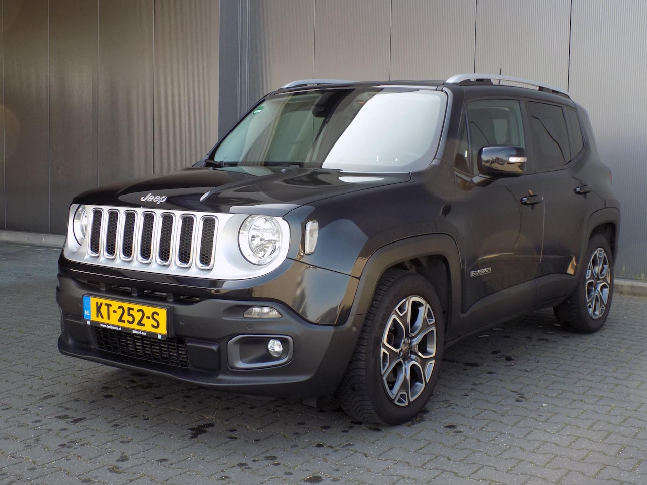Jeep Renegade - 1.4 MultiAir Limited 1.4 MultiAir Limited - AutoWereld.nl
