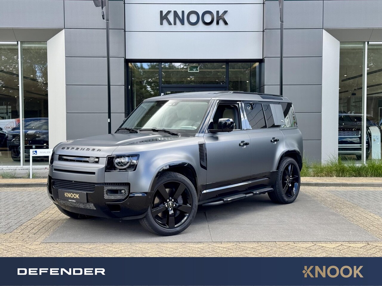 Land Rover Defender 110 - 3.0 P400 110 XS Edition 3.0 P400 110 XS Edition - AutoWereld.nl