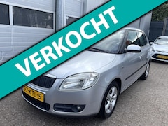 Skoda Fabia - 1.4-16V Business L.-Clima-Cruise-Velgen-Trekhaak