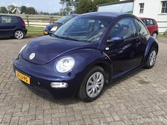 Volkswagen New Beetle - 2.0 Highline
