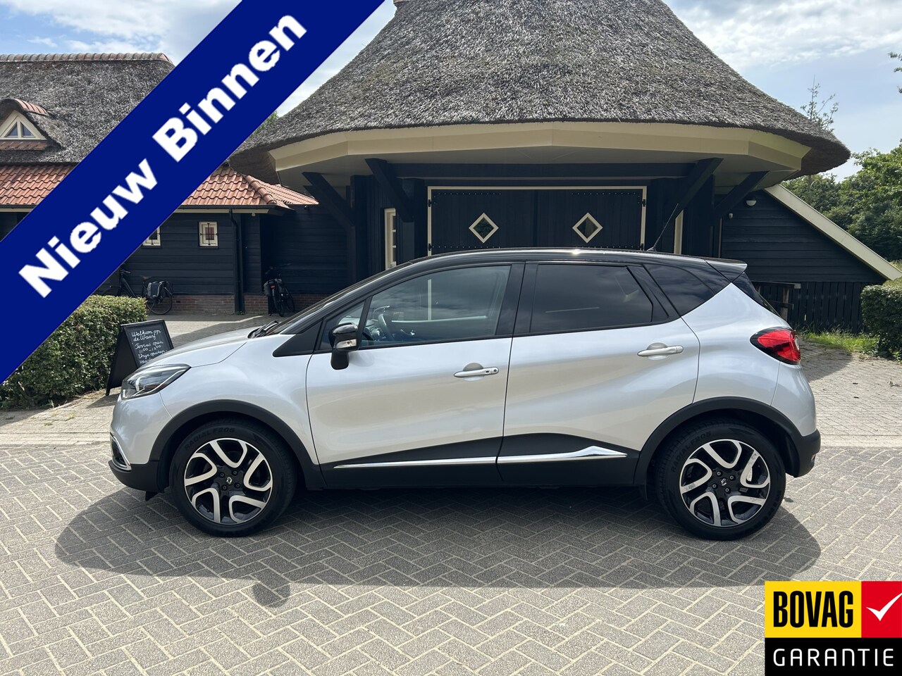 Renault Captur - 1.2 TCe Dynamique Pdc Trekhaak Clima Navi Camera keyless Nap - AutoWereld.nl
