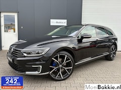Volkswagen Passat Variant - 1.4 TSI GTE Connected Series Plus