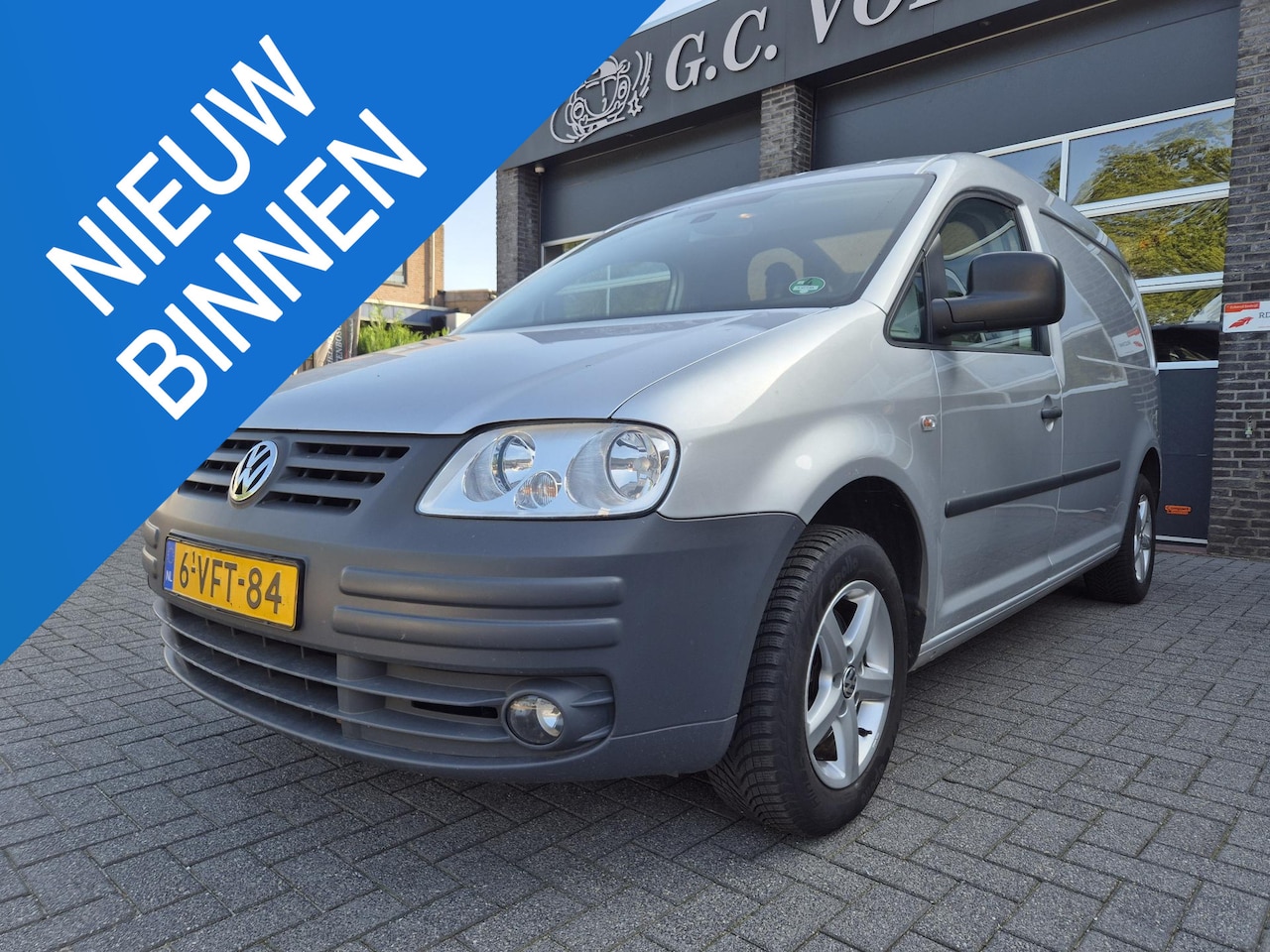 Volkswagen Caddy Maxi - 1.6 pdc navigatie - AutoWereld.nl