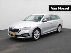 Skoda Octavia Combi - 1.0 TSI Business Edition Plus | NAVIGATIE | PARKEERSENSOREN | APPLE CARPLAY | ANDROID AUTO