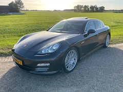 Porsche Panamera - 4.8 4S o.a. sport chrono, sportuitlaat, bose en veel meer!