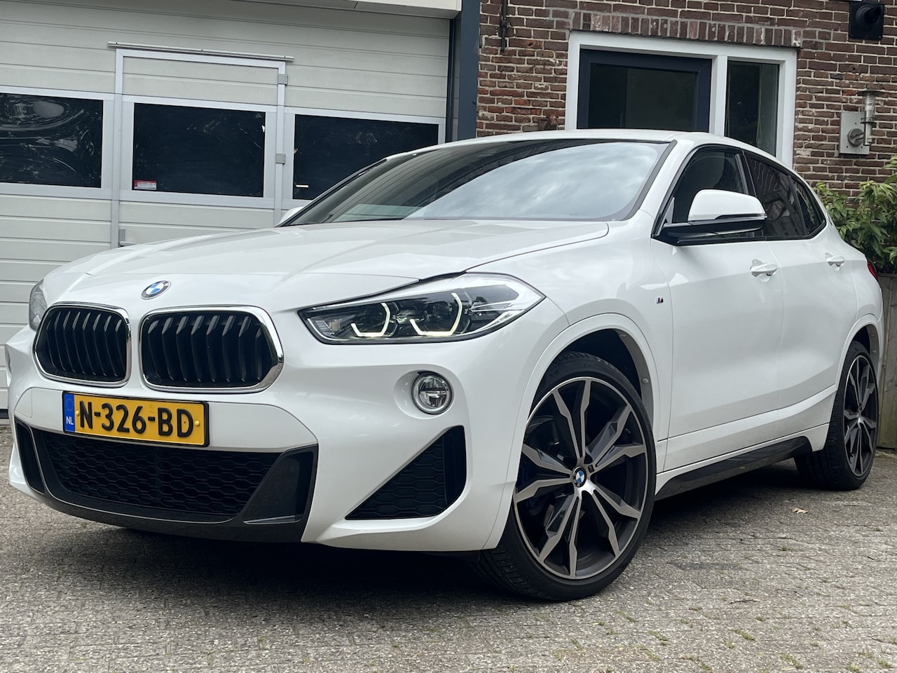 BMW X2 - sDrive18i High Exe '18 Led M-Pakket Alcantara - AutoWereld.nl