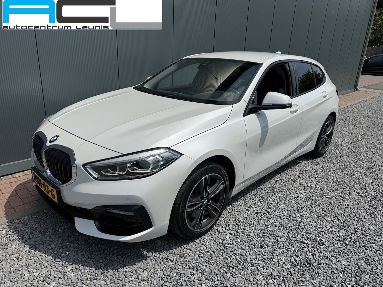BMW 1-serie - 118i 140pk Executive Sportline 5-drs - AutoWereld.nl