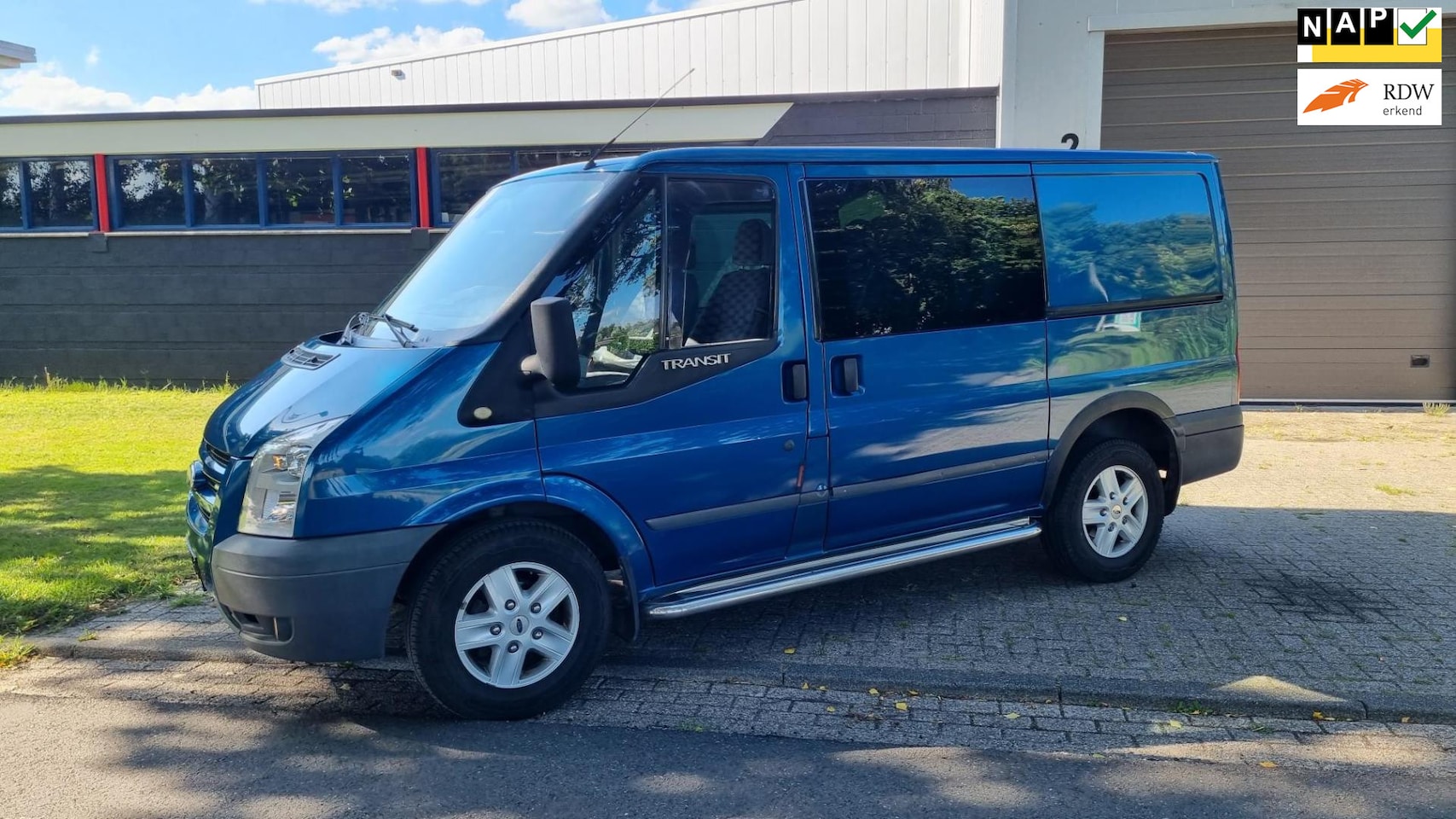 Ford Transit - 260S 2.2 TDCI SHD DC TREND 216000KM NAP AIRCO DUBCAB ZEER MOOI - AutoWereld.nl