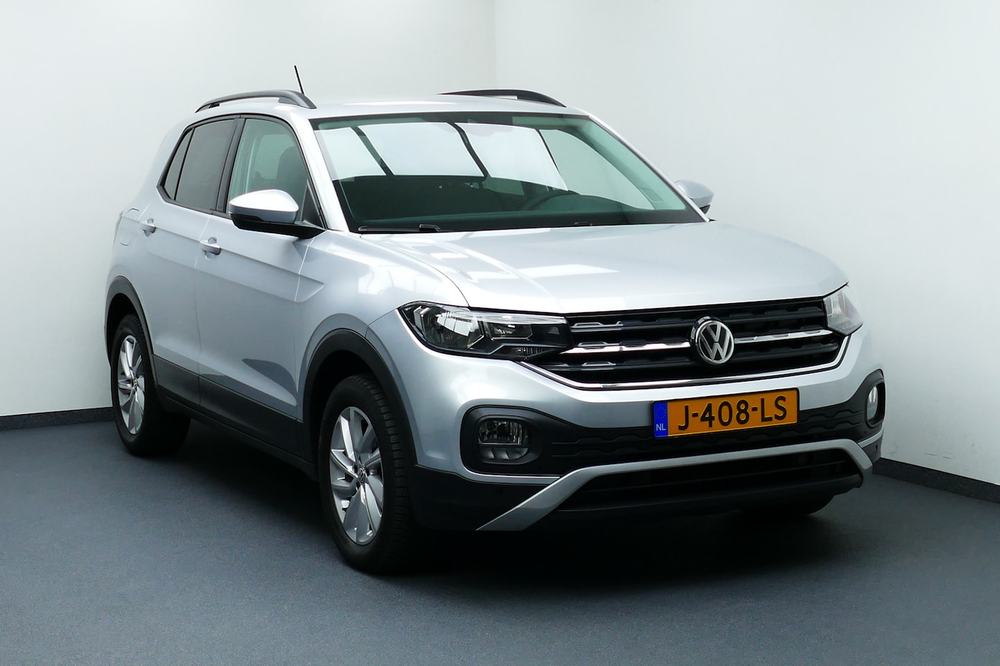 Volkswagen T-Cross - 1.0 TSI Life 1-Eig. Navi, Clima, Adaptief Cruise, Camera, Haak 1100kg - AutoWereld.nl